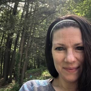 Meet your Posher, Julia